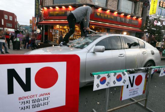 韩国抵制日货太疯狂：日系车一年卖出不到4万辆 