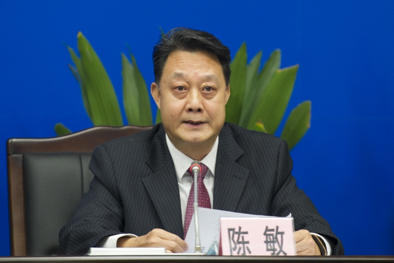 市人力资源和社会保障局党组成员,副局长陈敏南都讯 3月25日上午,广州
