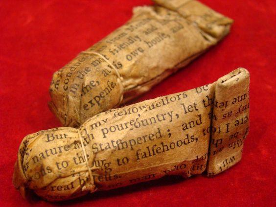 现代我们常见的金属定装弹是什么时候取代纸包弹的,纸包弹又为什么会