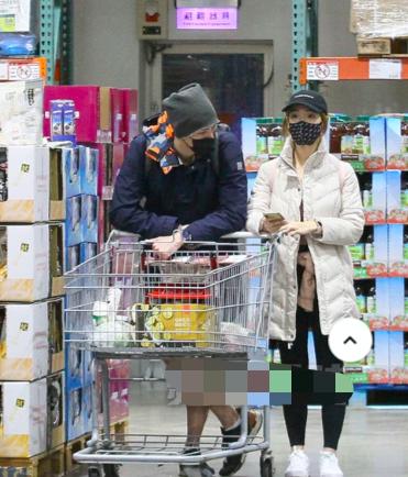 蔡依林前男友錦榮和韓國新歡購物，全程由女方買單-尋夢新聞