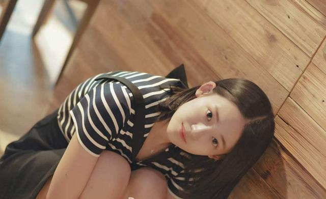 绿地女主张玉婷大学生活照曝光,没有整容痕迹,曾是公认的校花