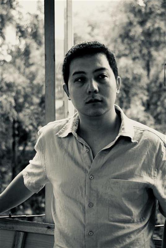 艺术家李继开捐出《花》,助力"艺起扛"武汉抗疫