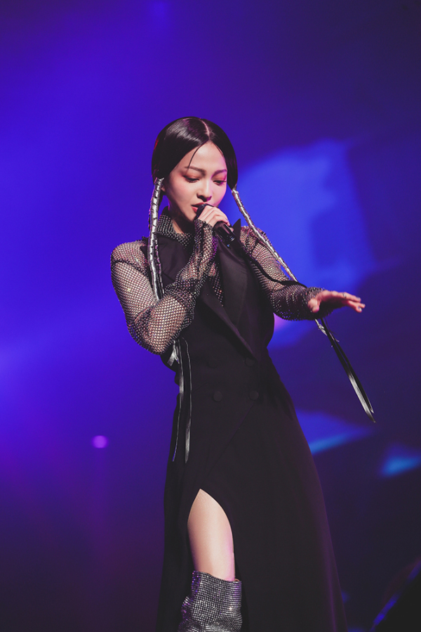张韶涵演唱会大秀高音实力