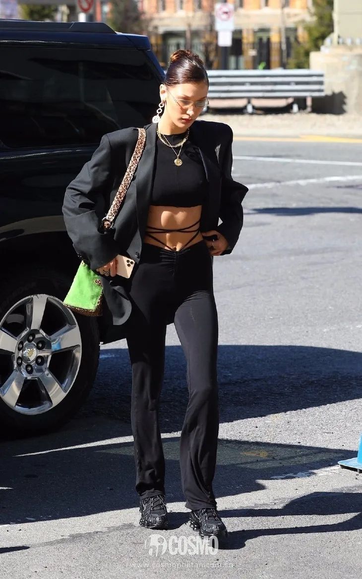 00后碧梨超飒回击:我穿舒适的衣服就不是女人了吗?