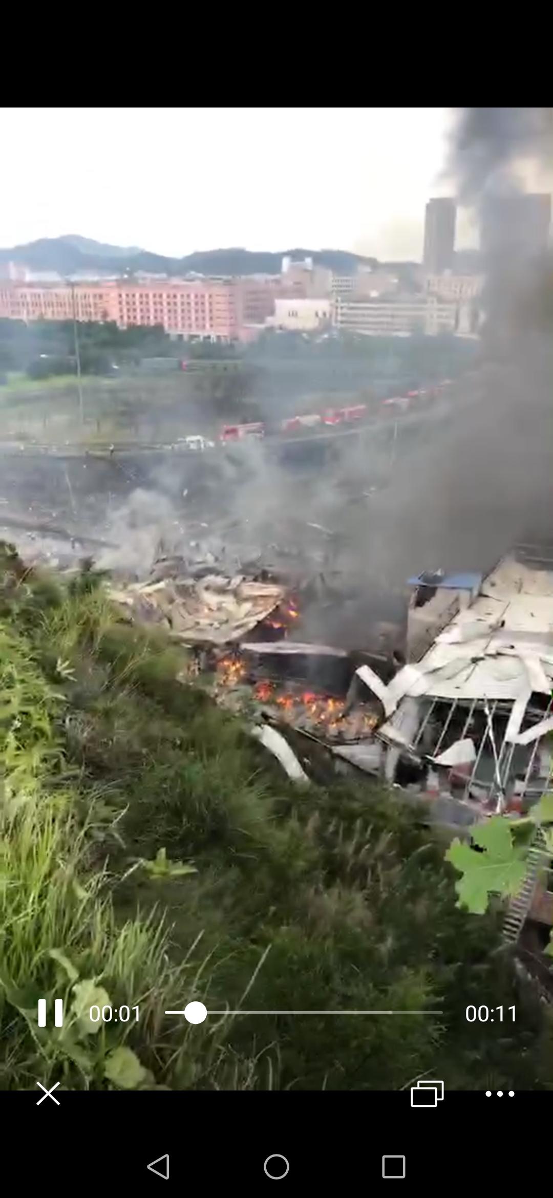 浙江温岭槽罐车爆炸:厂房工人被气浪冲出数十米外