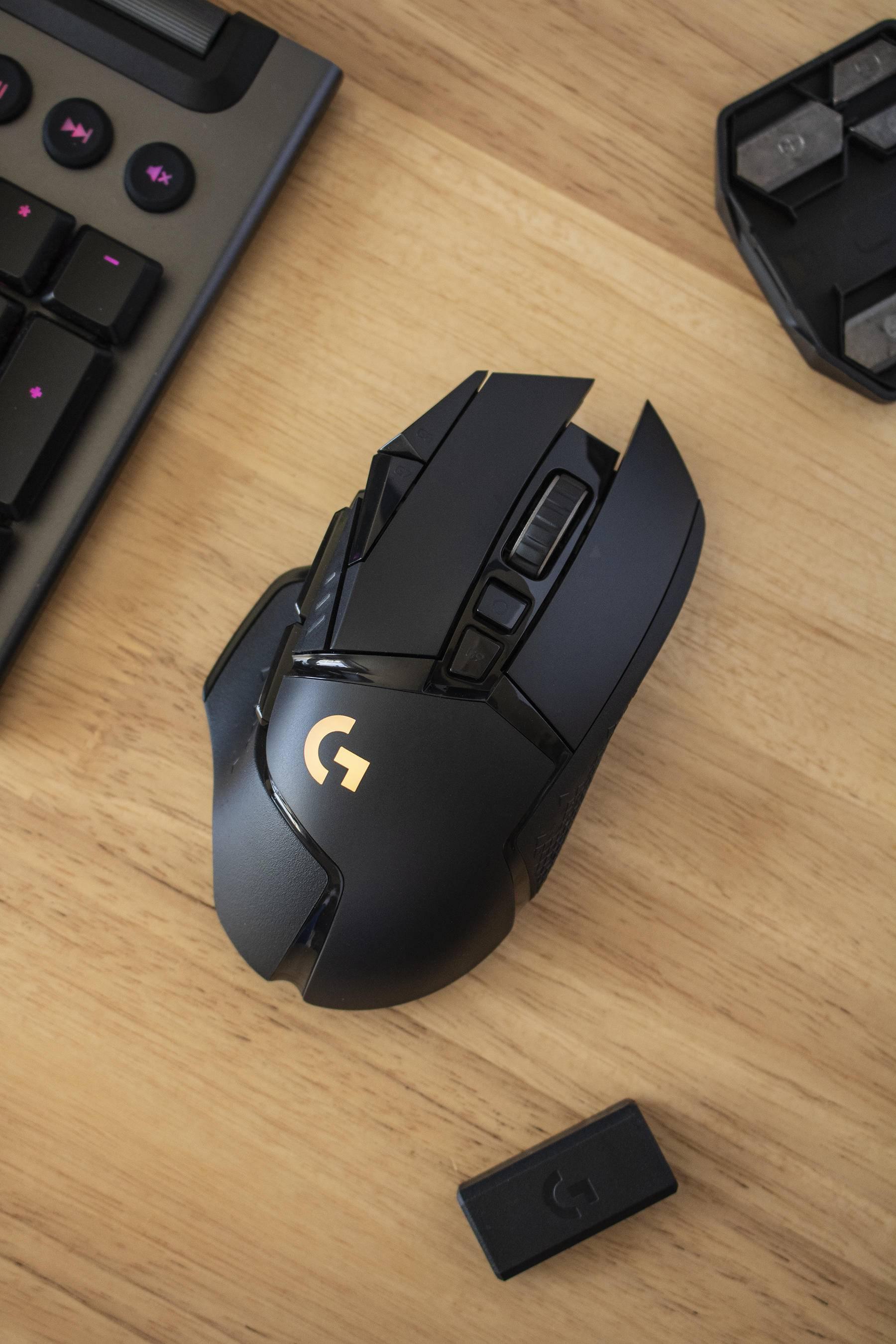 游戏鼠标的终极形态罗技g502无线鼠标开箱体验