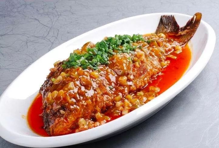 妈妈的红烧鱼微信小编的年味①