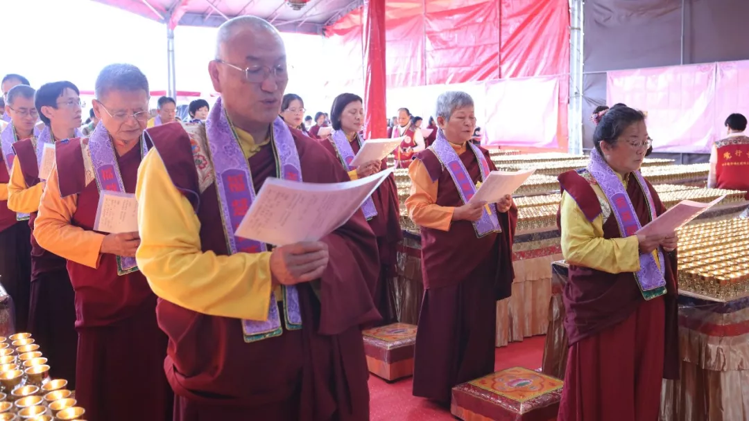 2020`新年，圣德释证达教尊主法系列大法会，祈福众生大吉祥__凤凰网