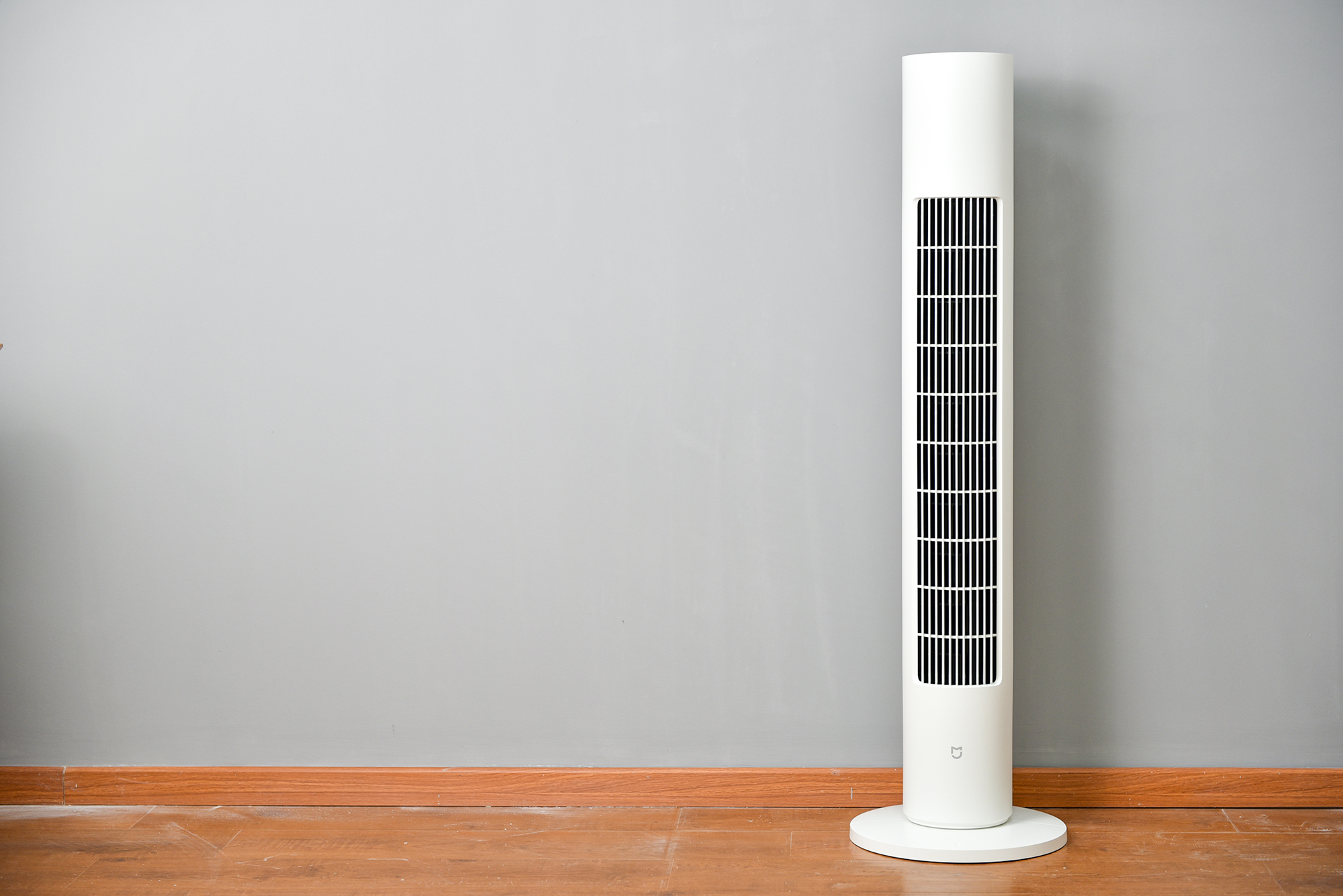 夏天享受自然风的舒爽米家直流变频塔扇体验