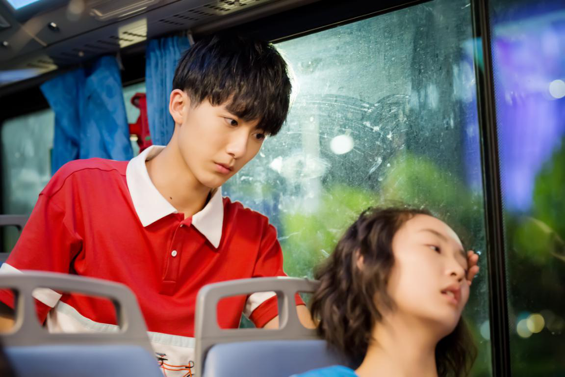 闪光少女收官郝富申完美诠释男主油渣一角少年未来可期