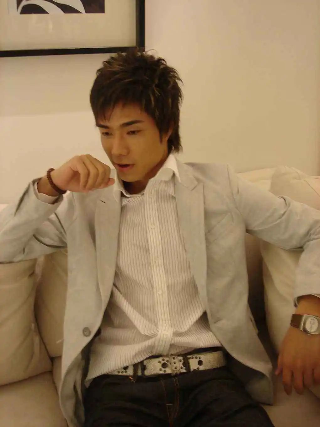 讲真的玩回忆杀快乐大本营比不过天天向上