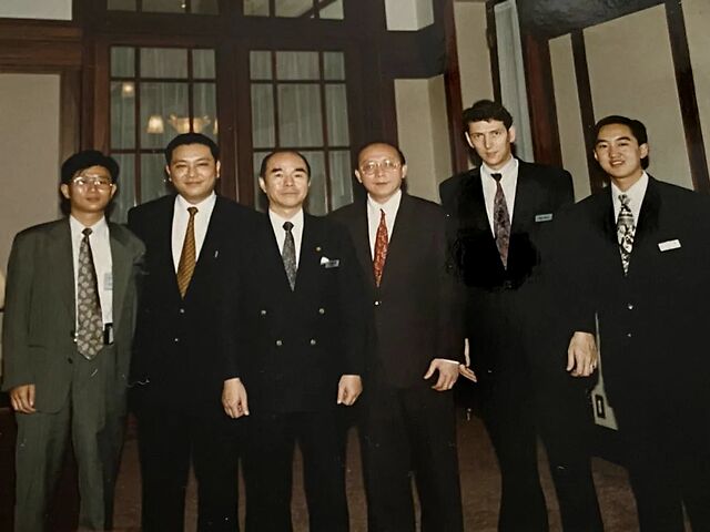 上海滩一哥的私宅拒绝极简,宝贝多到无处落脚