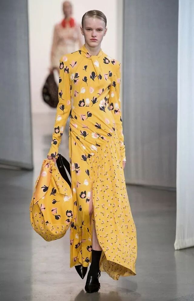 趋势精选fashion的不对称设计