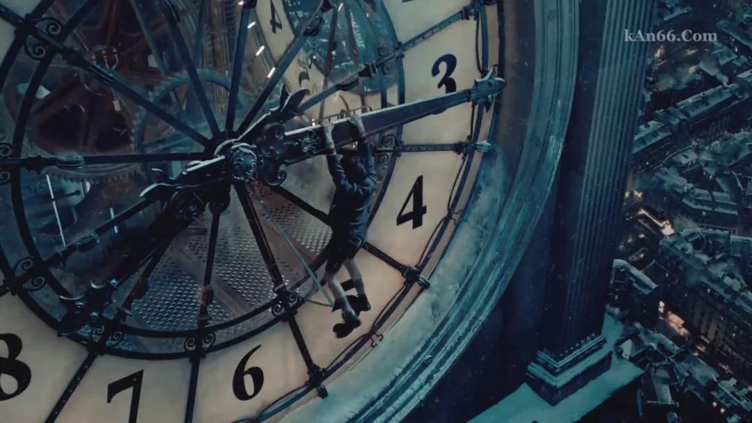 可以折叠和伸缩,可以有无限多的轨道,我们和先人在多维的时空里不断