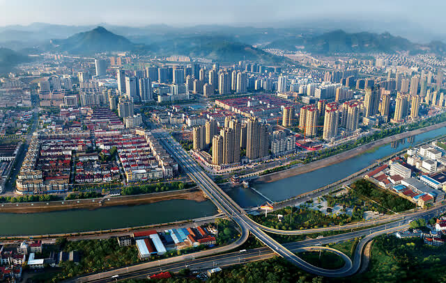 森林失火 飞机驰援 新昌启用浙东地区首个航空护林飞行基地__凤凰网