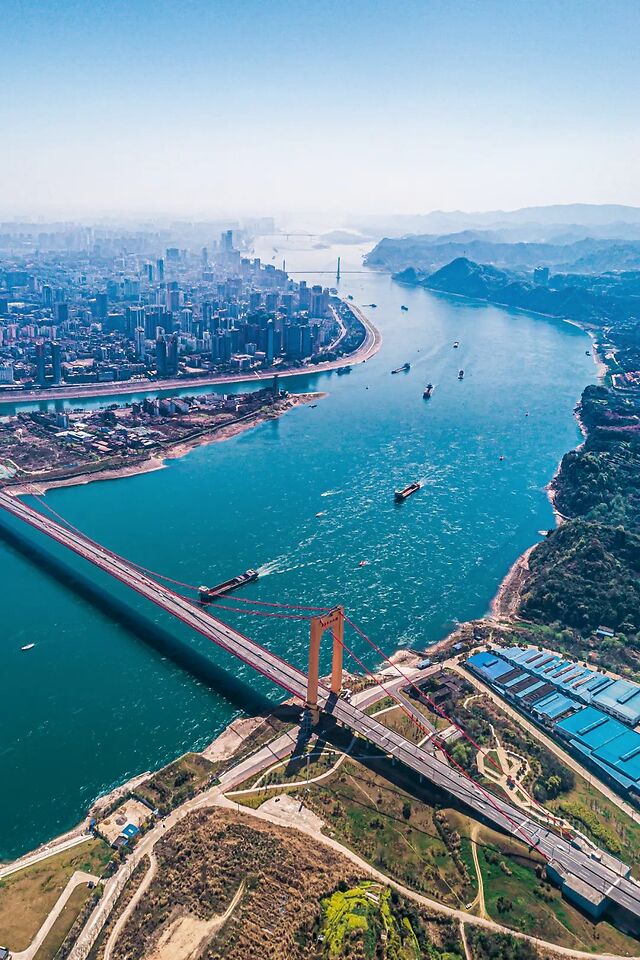 湖北地形及襄阳位置,制图@赵榜&陈思琦/星球研究所)▼古代中原频发