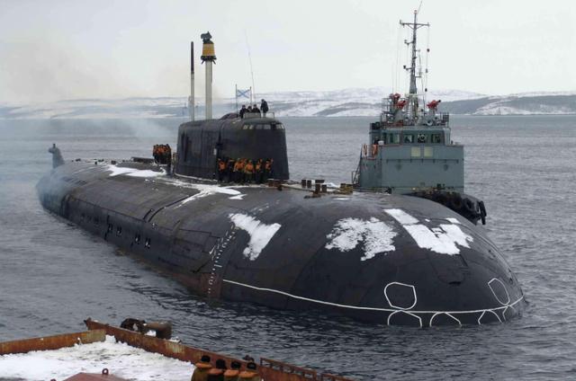 排水量接近20000吨24枚反舰导弹火力强劲苏联潜艇的最后绝唱