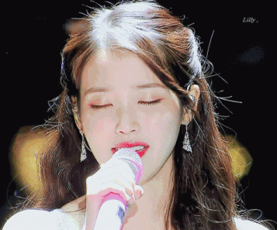 数大热歌曲2008年出道至今1993年出生的iu本名李知恩(满月是iu主演的