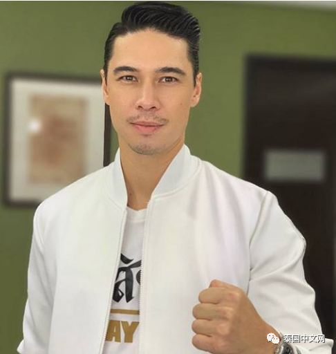 3月16日,matthew的老婆lydia(知名歌星)也已被确诊,而他们的大儿子经