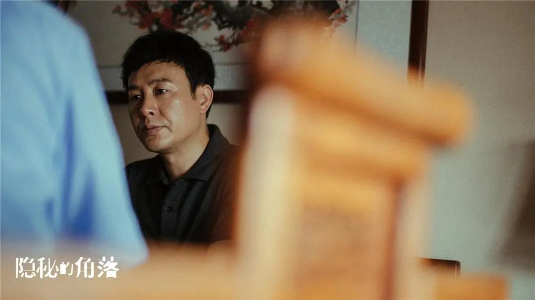 《隐秘的角落》火了，演员又回去租房了