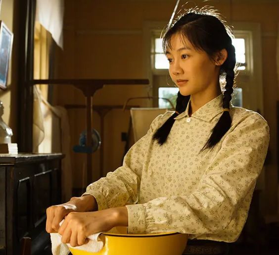 为什么芳华钟楚曦资源飞升而苗苗只能跟郑恺怀孕上热搜