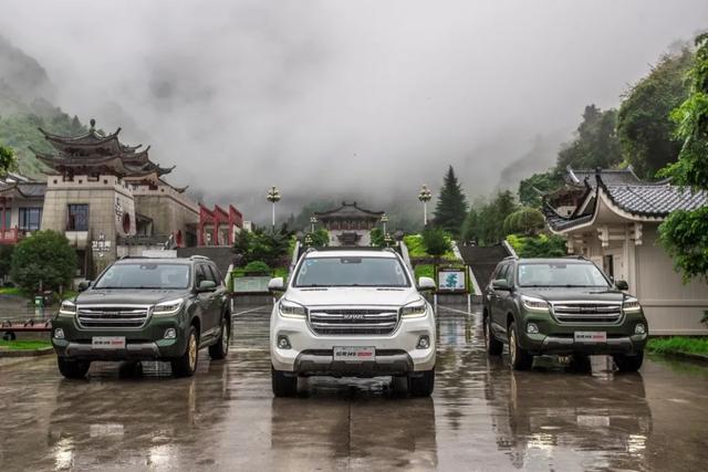 全国影院开始复苏,旅游业全面觉醒 到张家界的高铁