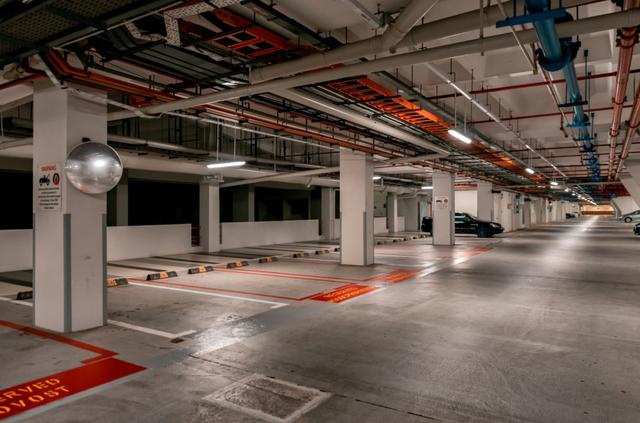 沿海地区地下车库潮湿结露的应对方法