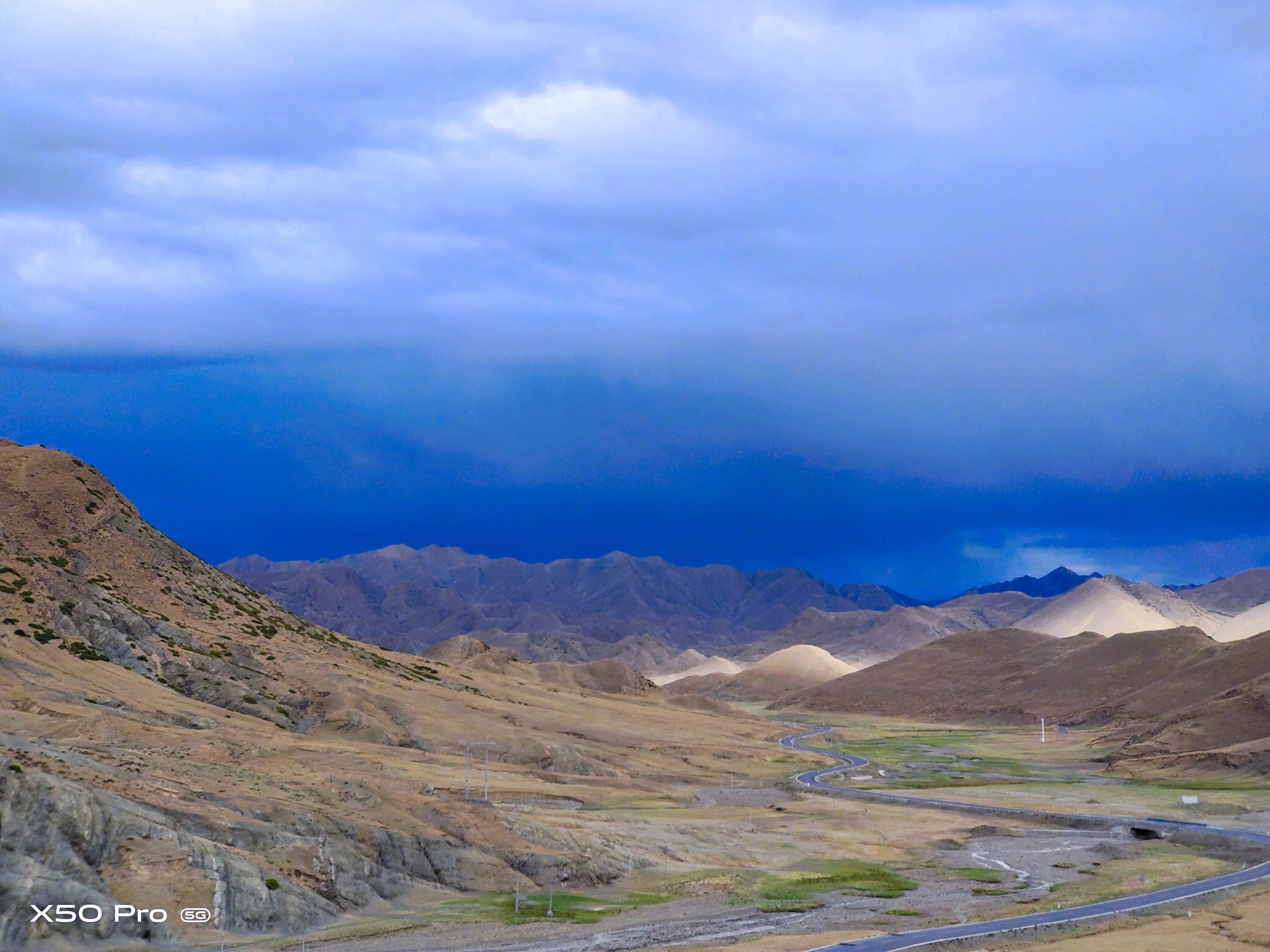 最美青藏高原不是来自于单反相机!却是vivo x50 pro微云台拍摄!