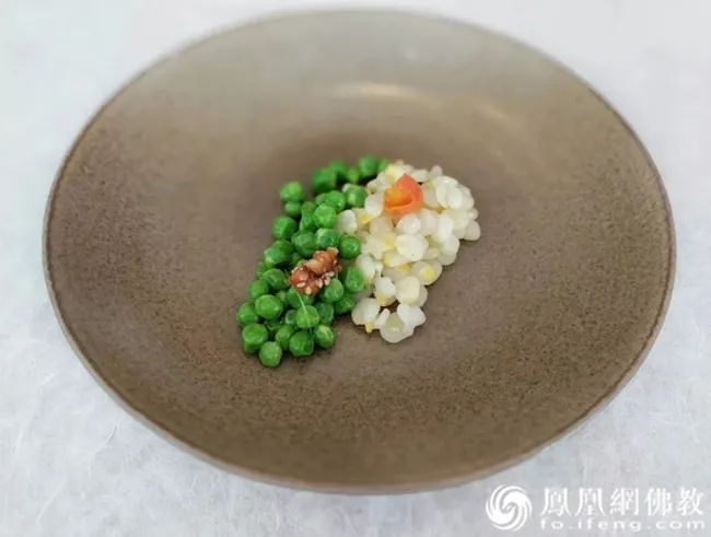 素食者可以吃蛋吗？吃植物是杀生吗？佛教素食九大疑问都在这里