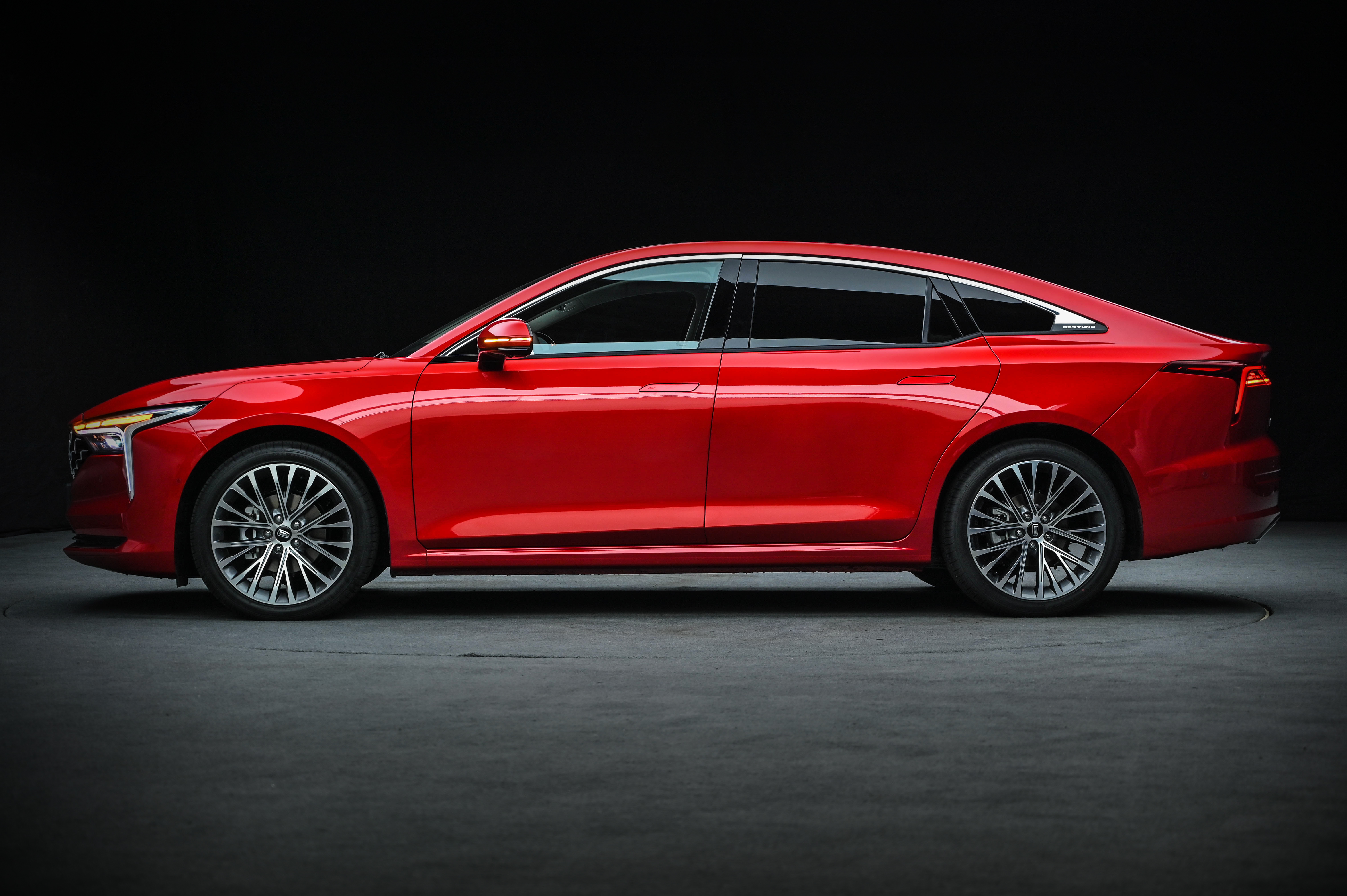 全新第三代奔腾b70人车同行筑梦工作与生活