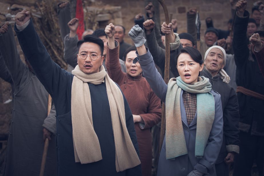 看过他奋勇向前的硬汉模样谁还记得他曾是琼瑶剧童星