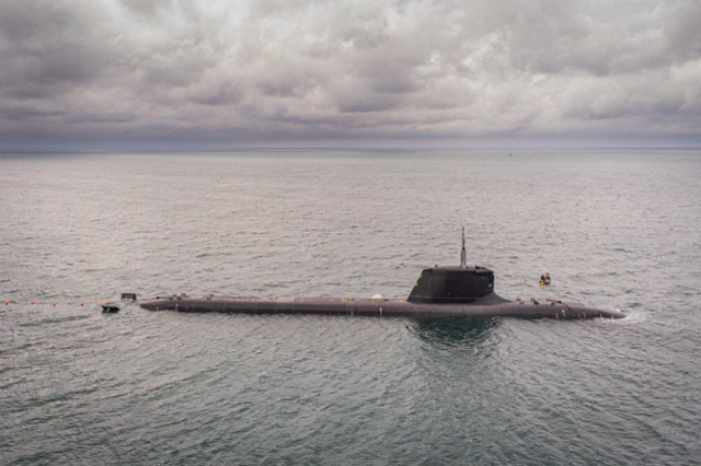 法国新一代梭鱼级核潜艇海上试验开始了