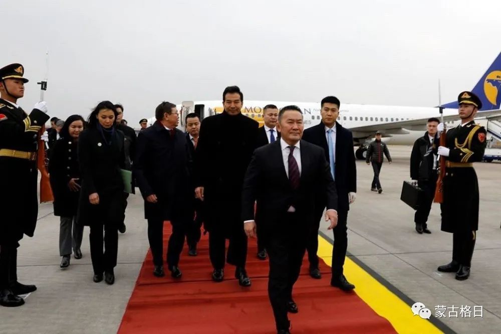 柬埔寨首相批评蒙古国总统访华后被隔离