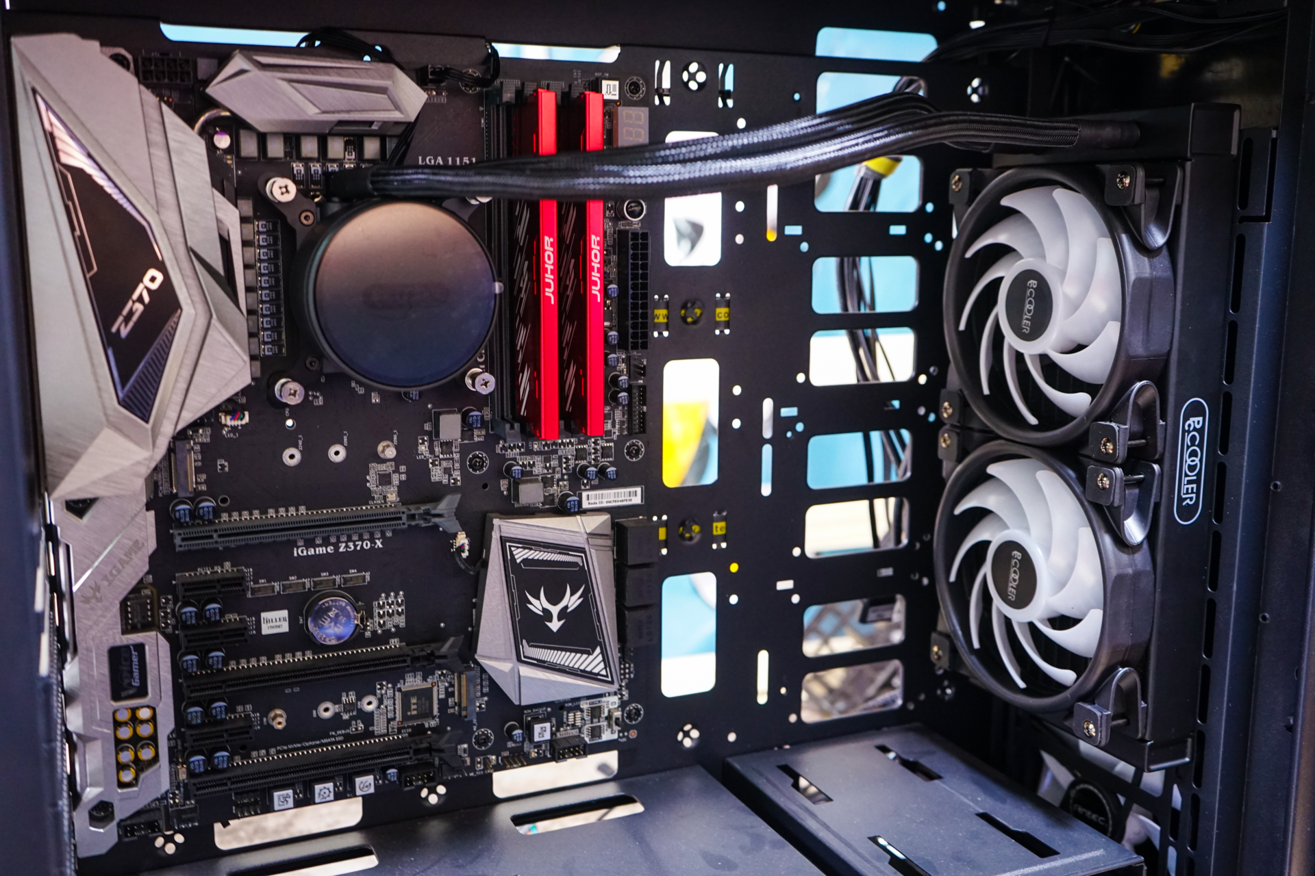 把i5压到满载60出头声音也超小超频三凌镜240水冷体验