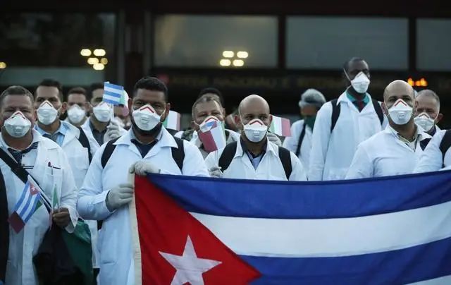 美国警告称“不应接受古巴抗疫医疗队” 被各国“无视”