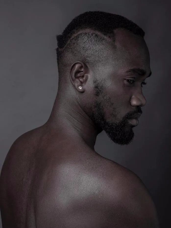 流汗也man爆!5款清爽利落"健身必备发型" 参考