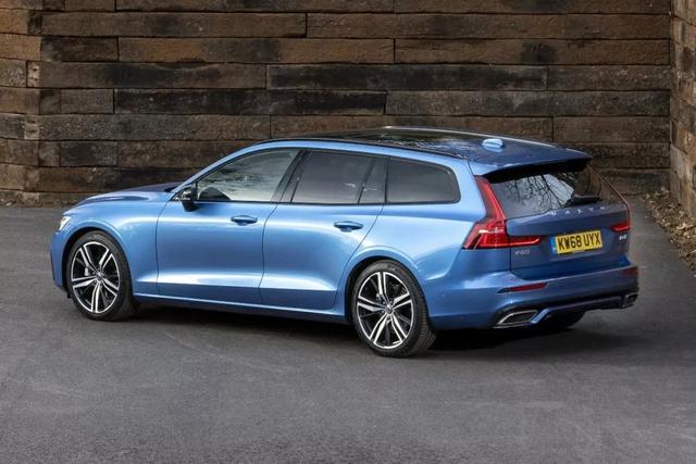 三款豪华旅行车,谁更能"装"?