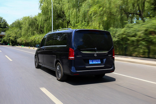 60򼶸Լ۱MPV Լ鱼V-Class
