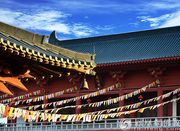 花都华严寺藏经楼(图片来源:凤凰网佛教 摄影:花都华严寺)