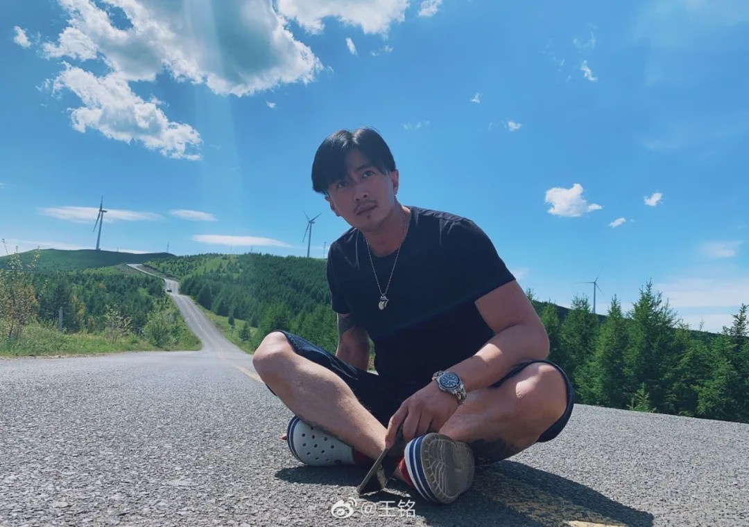 专访王铭:怀疑自己是社恐的男演员