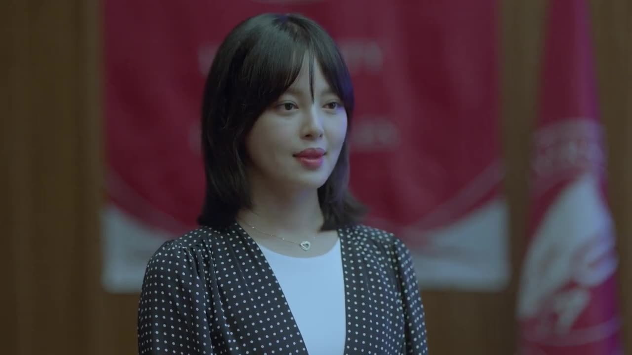 女儿遭遇校园霸凌,小后妈用八级英语伸张正义