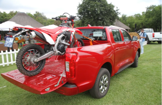 12月10日,长城炮乘用炮超豪版还于伊拉克首都巴格达al –yarmouk club