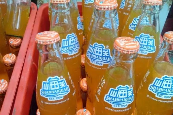 50年代後,山海關汽水因口感,還一度被指定為國宴專用飲料.