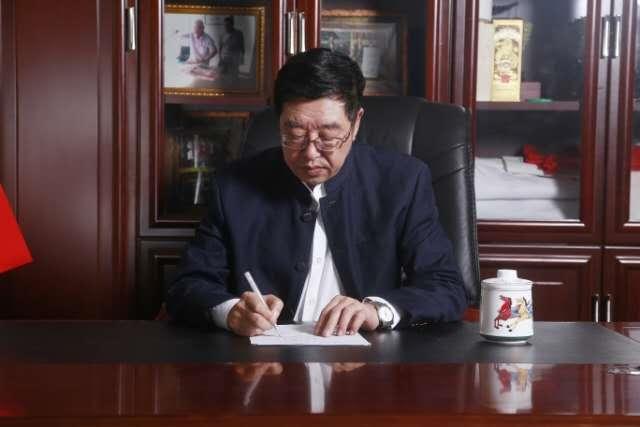 中国-彩虾第一人著名画家吕国庆__凤凰网