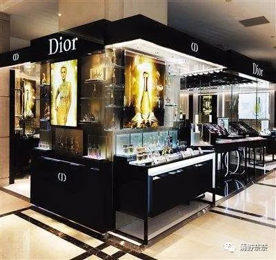 走奢华护肤路线的Dior(迪奥)，用起来真的奢华高科技吗？