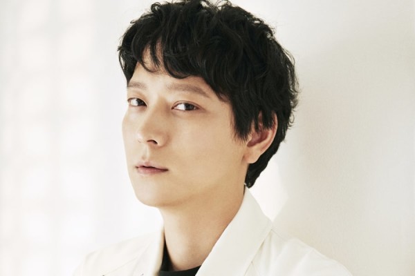 姜栋元主演釜山行2将上映 喊话孔刘粉丝求支持 与苏志燮是同门