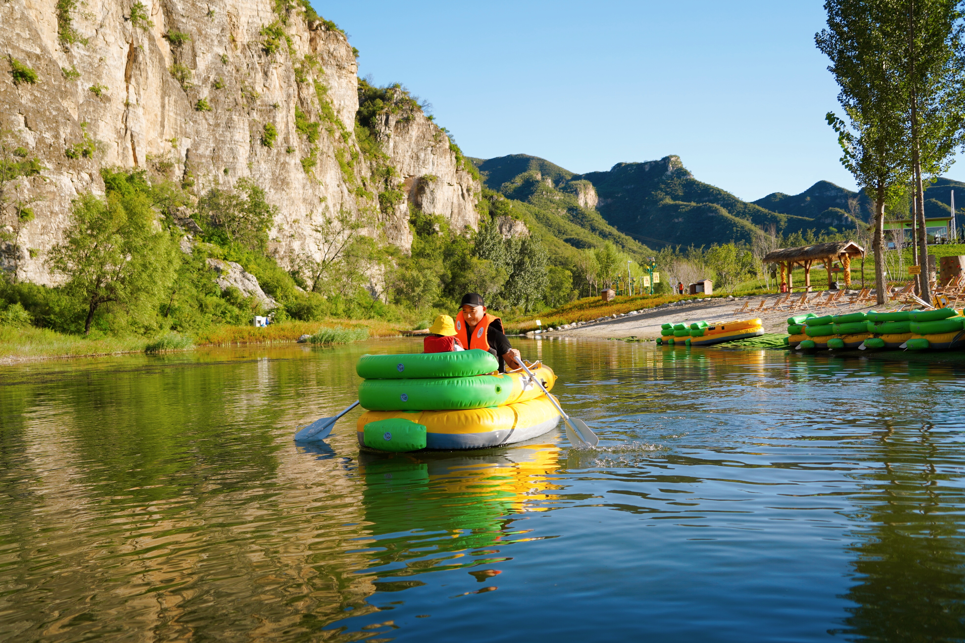 易水河边新去处玉米冒险村七大乐趣不可错过