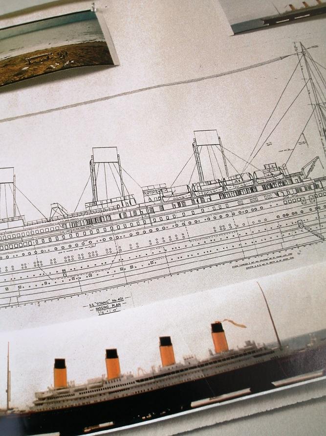 泰坦尼克号沉船简笔画图片