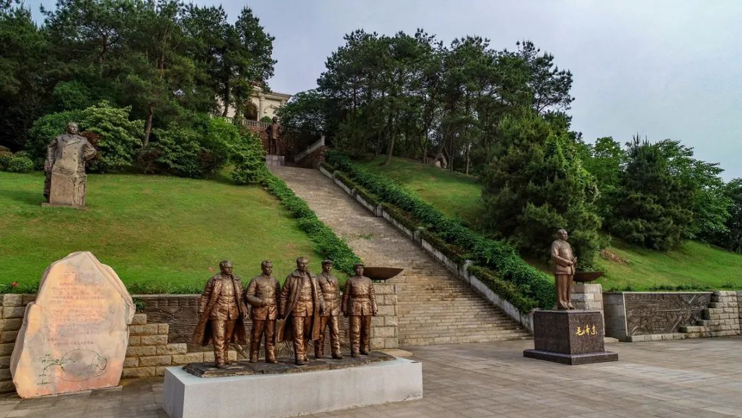 石门峰荣获"2020中国公益慈善十大影响力企业"__凤凰网