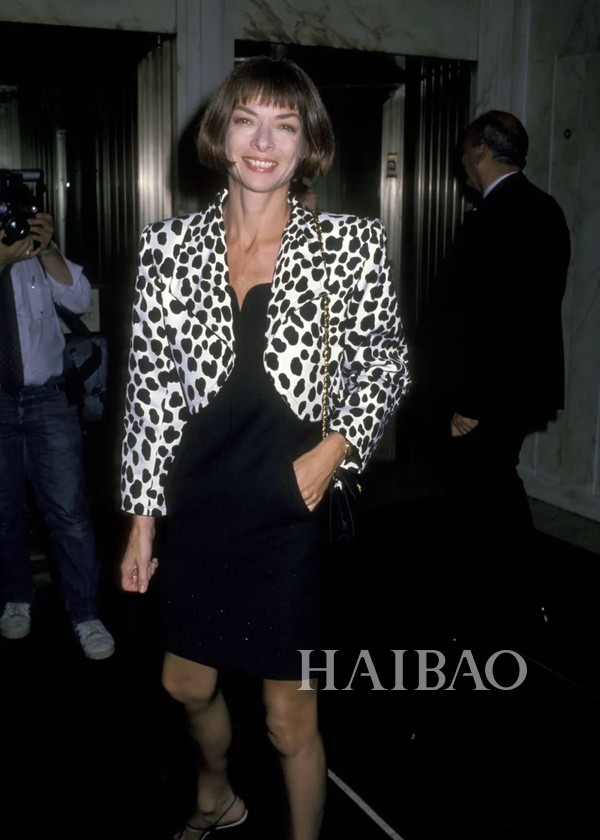 安娜&middot;温图尔 (Anna Wintour)